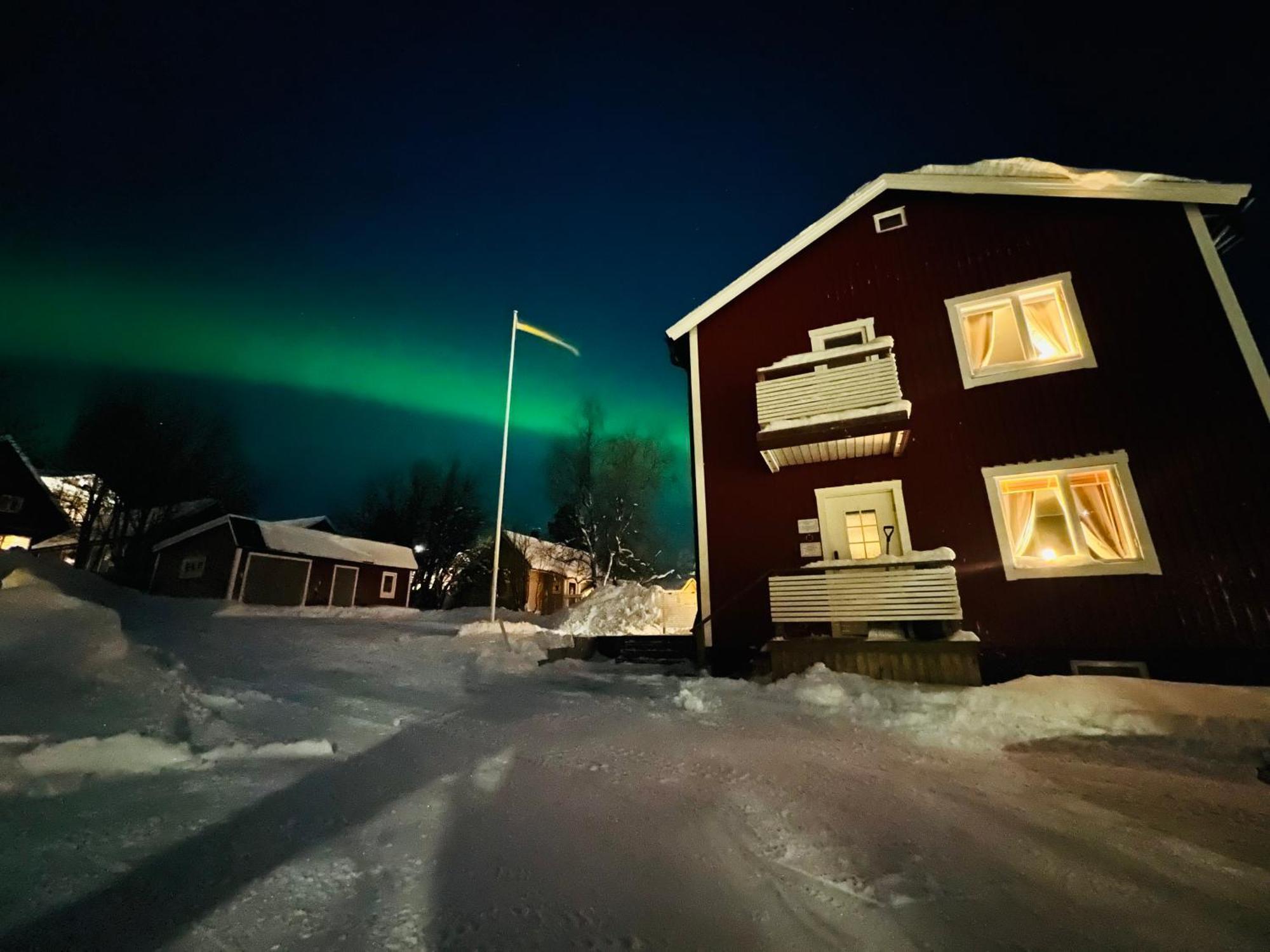 Kiruna Accommodation Vintergatan 5B, Villa For 10 Person Exterior photo